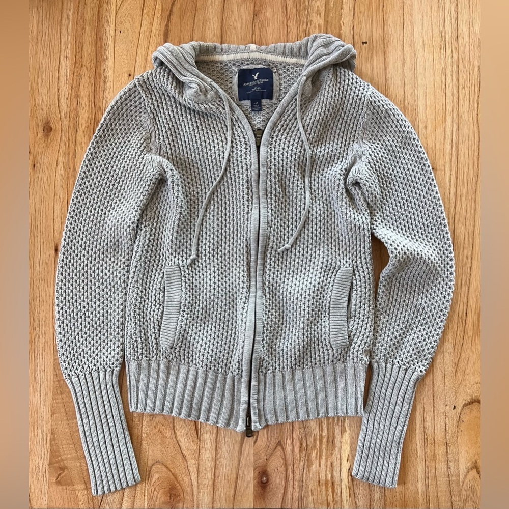 Gray American Eagle knit hoodie